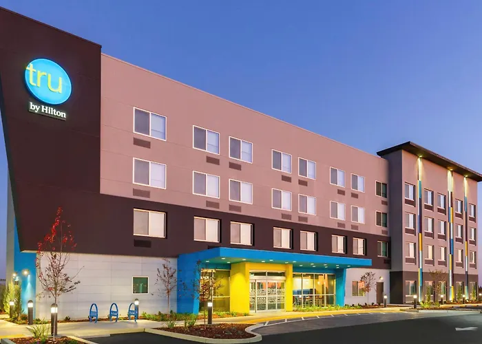 Tru By Hilton Lodi